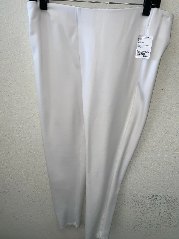 White Chico's Pants Women's Classic Cropped Pants Classic Cropped Pants