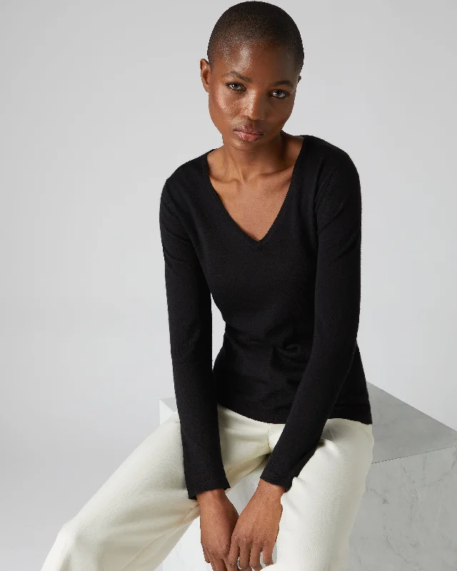 Women's Imogen Superfine Cashmere V Neck Sweater Black