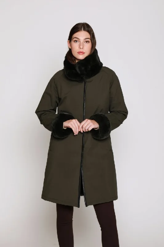 #8190 Water-Resistant Storm Coat Reverses to Layered  Shearling