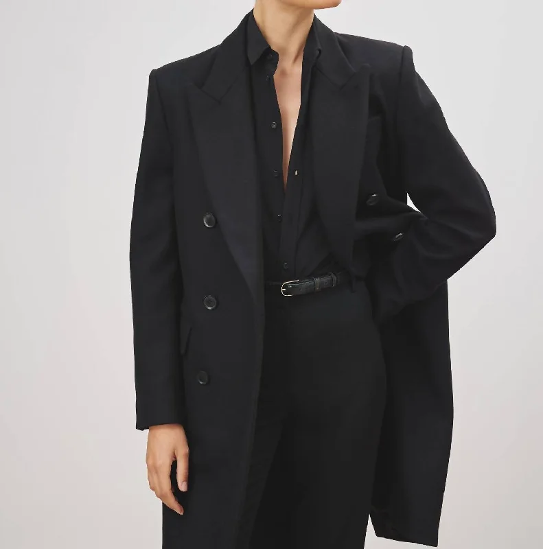 Alain Tailored Coat In Black