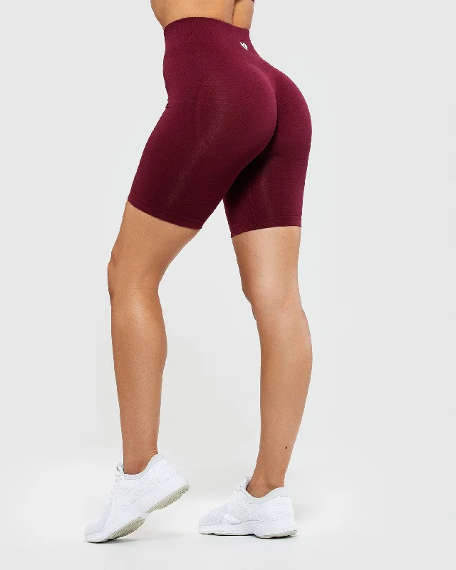 Define Scrunch Seamless Cycling Shorts | Dark Cherry