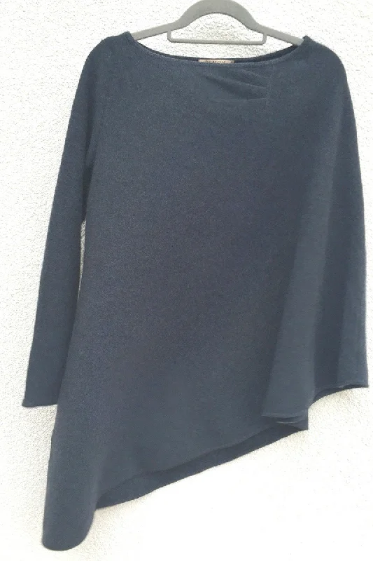 One sleeve Cashmere poncho in Ink navy