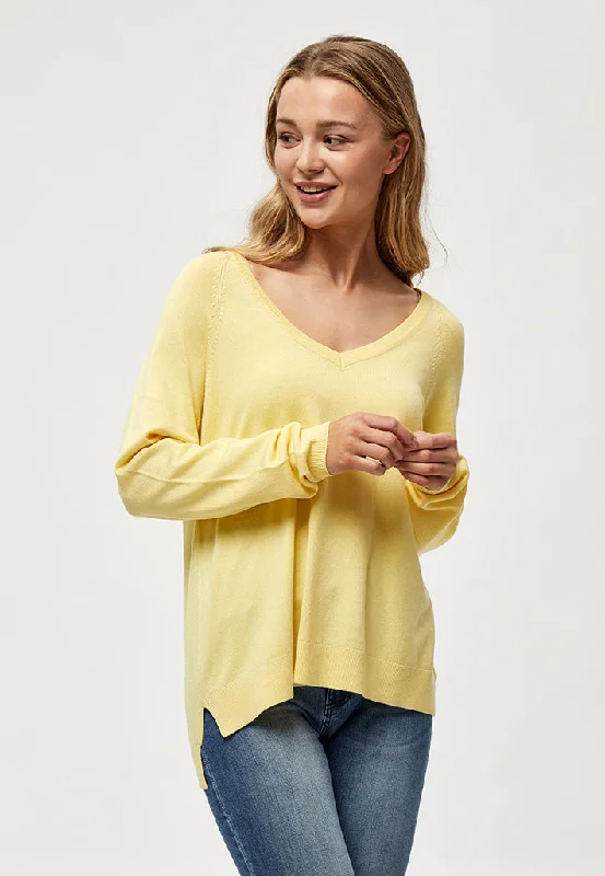 PCTana V Knit Pullover - PALE YELLOW