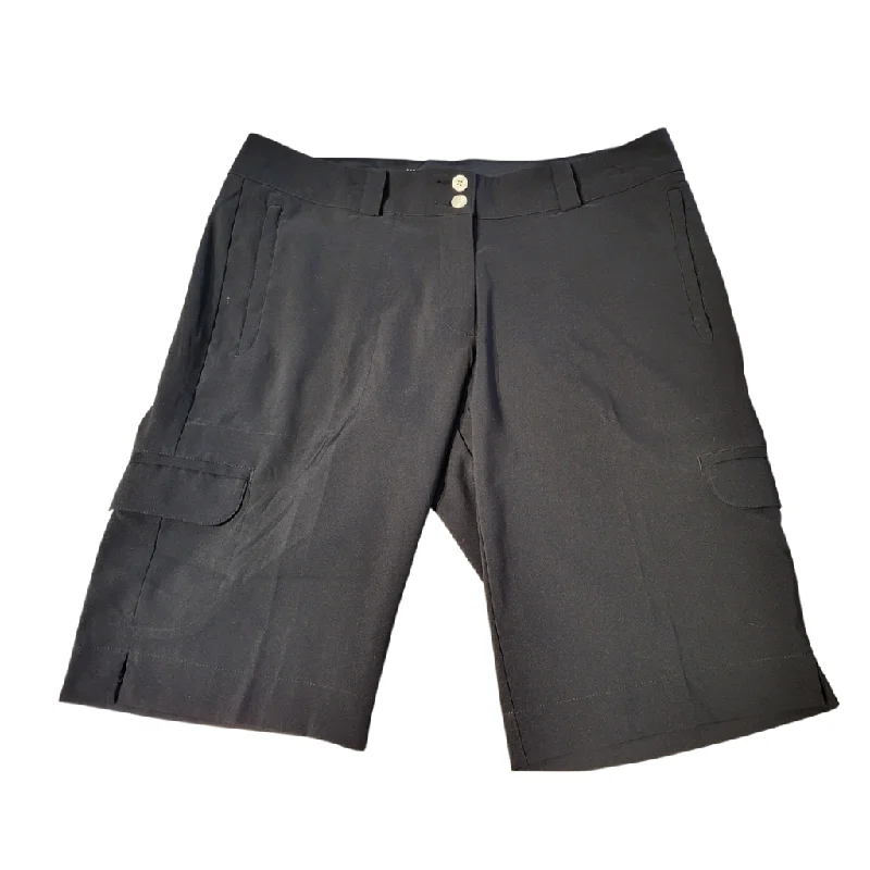 NIke Golf Women's Black Cargo Shorts Size 10 MSP$75