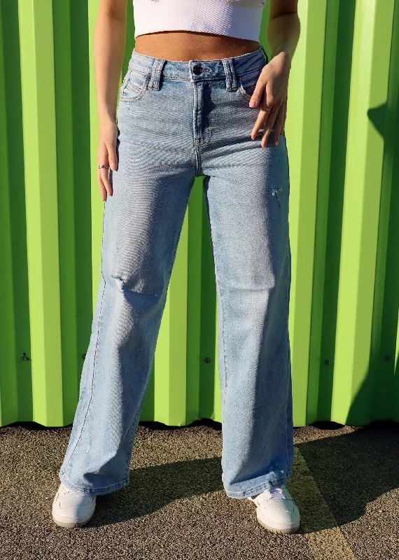 No Man Wide Leg Jeans ★ Light Wash