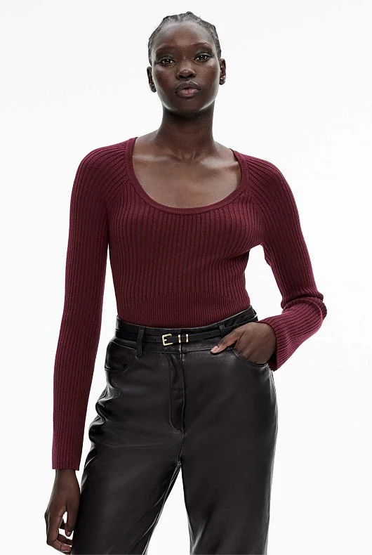 WITCHERY - Scoop neck rib knit top - Wine! 10